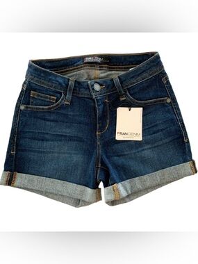 NWT Fran Denim Amanda Mid Rise Shorts Size 24